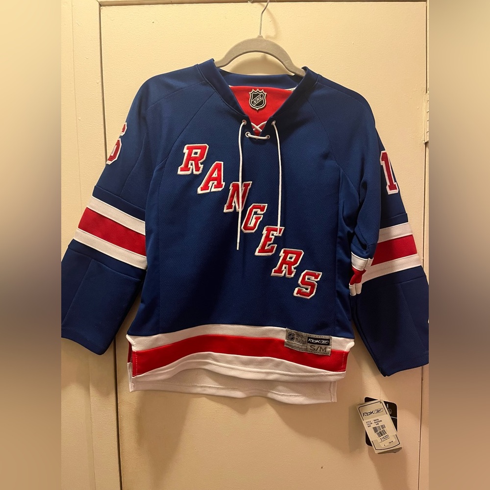 New York Rangers Sean Avery Jersey YOUTH S/M (Reebok official licenses)